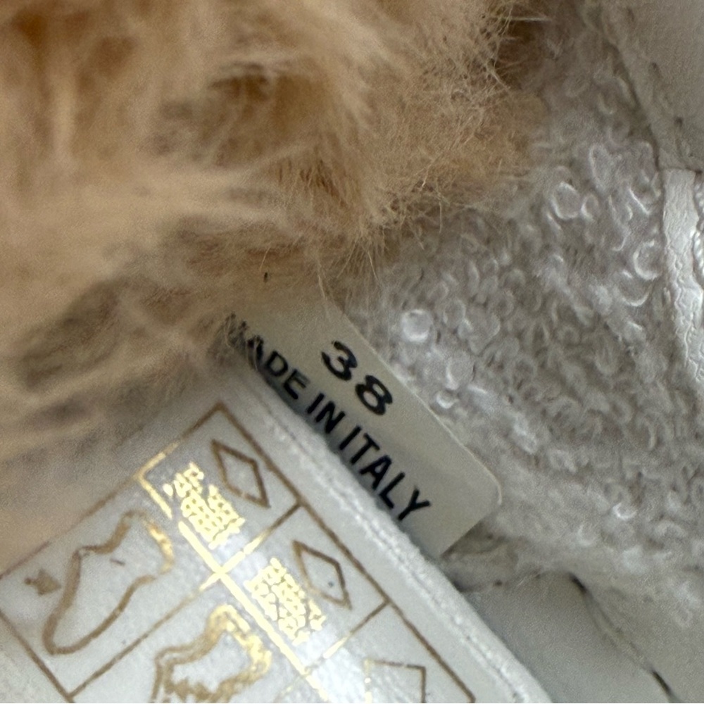 STELLA MCCARTNEY
Loop faux fur sneakers - Picture 7 of 7